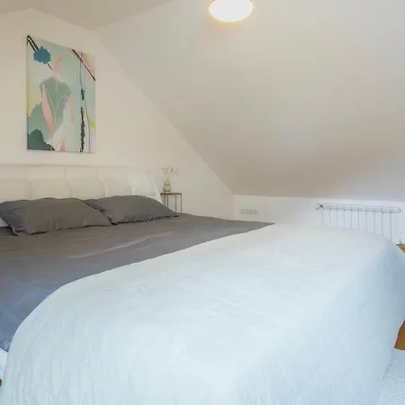 Sunset Apartment